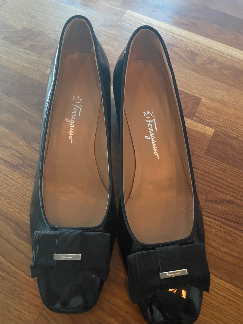 Salvatore Ferragamo Black Patent Vara Bow Flats
